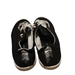 Time & True Memory Foam Sneakers